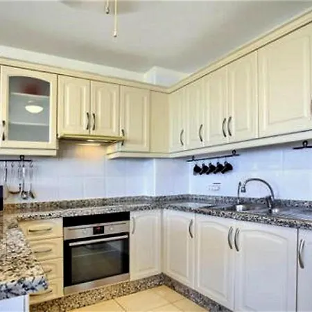 Modern In Adeje With Swimming Pool דירה אדחה